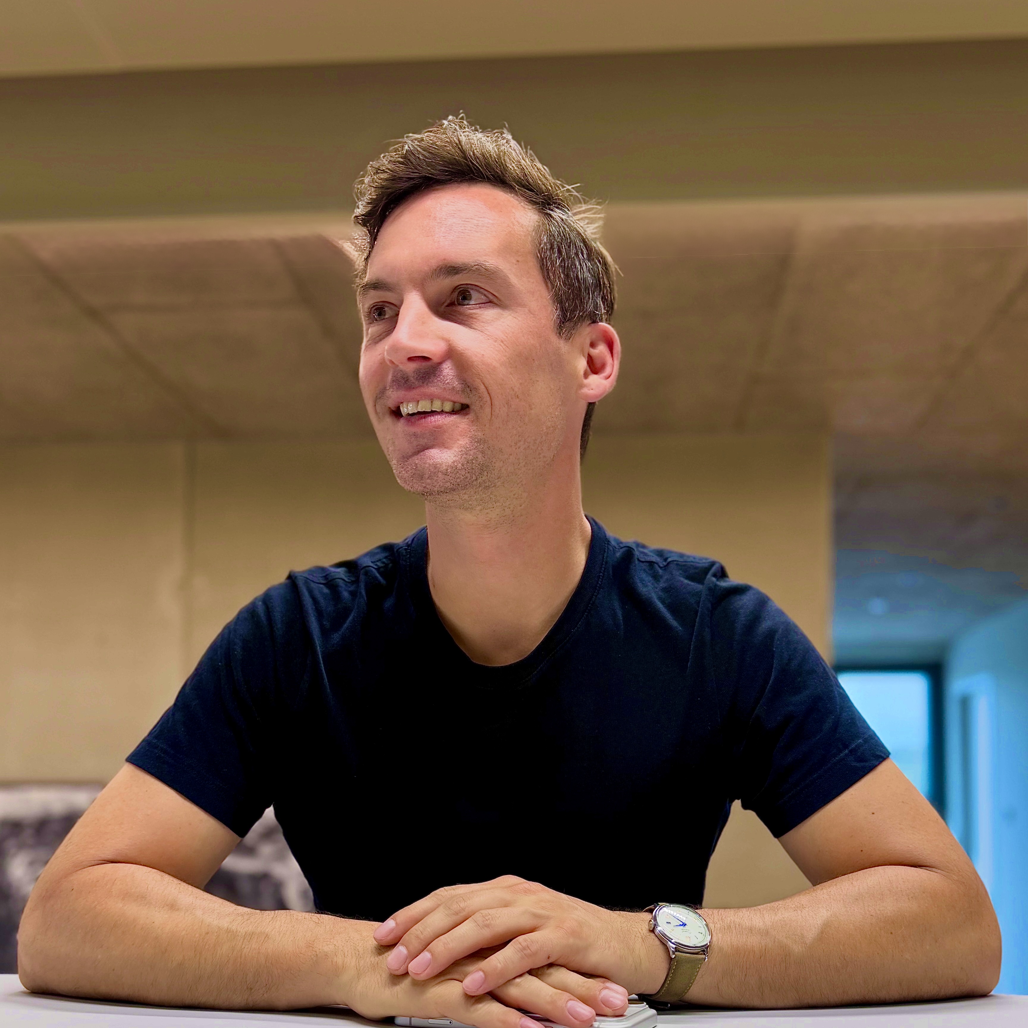 Benjamin Bernhard, Gründer Brainwire Technology
